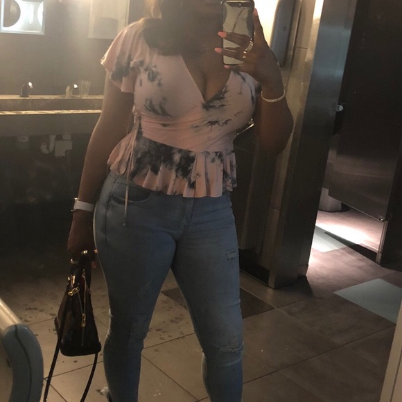 Pink top - Picture 2 of 2